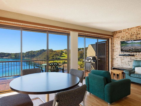 Pacific Pines Unit 4 - Tourism Canberra 1
