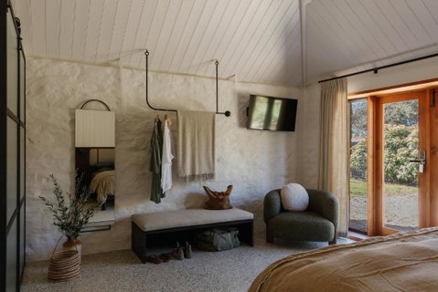 Pago Middleton - Tourism Canberra 1