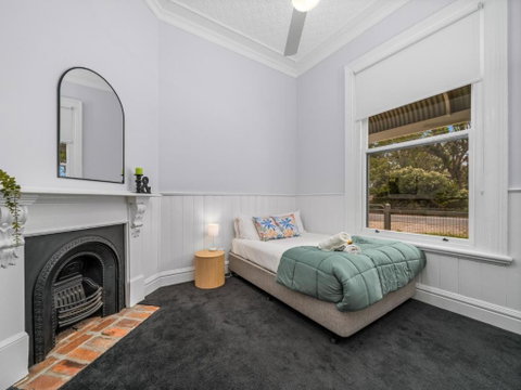 Palm Cottage - Tourism Canberra 3