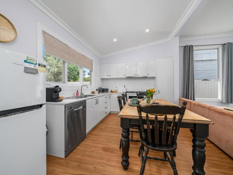 Palm Cottage - Tourism Canberra 2