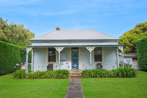Palm Cottage - Tourism Canberra 3