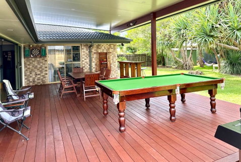 Pandanus Paradise. Newly Renovated 4 Bedroom Home - Tourism Canberra 1
