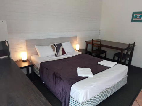 Paradise Motel - Tourism Canberra 2