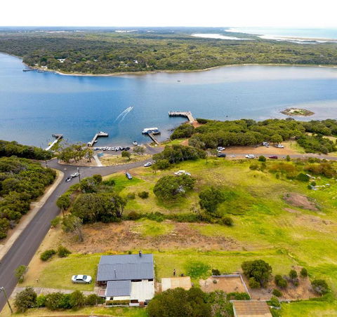 Paradise View - Tourism Canberra 1