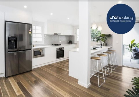 Park Avenue Terrace House Sleeps 9 - Tourism Canberra 0