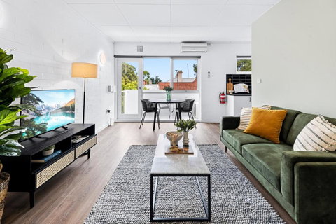 Peaceful 1-Bed Apartment Near The City Centre - Tourism Canberra 0