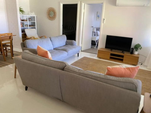 Peaceful Seaside Cottage - Tourism Canberra 3