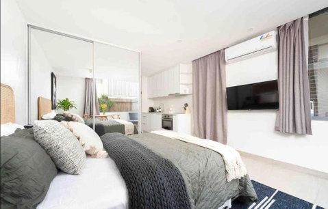 PERFECT STAY 2MIN By WALK TO THE BEACH FREE PARKING - Tourism Canberra 1