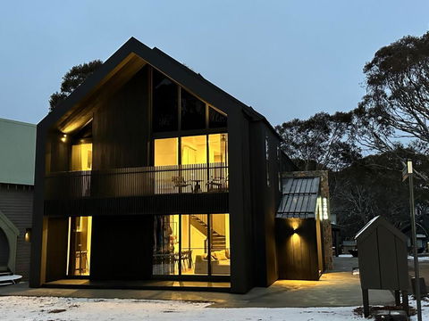 RAM, Alpine Getaways - Tourism Canberra 1