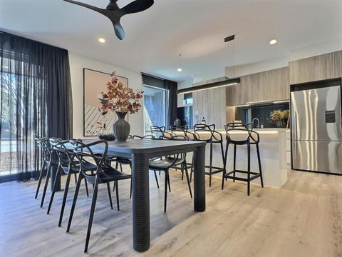 RAM, Alpine Getaways - Tourism Canberra 0