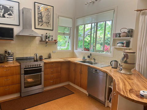 Pottsville Beach House - Tourism Canberra 1