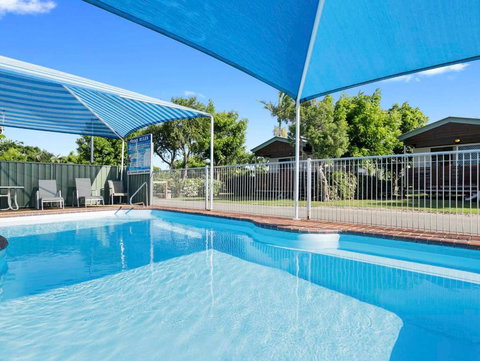 Queens Beach Tourist Village - Tourism Canberra 3