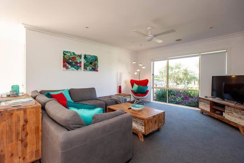 R&R By The Bay In Prime Location - Tourism Canberra 2