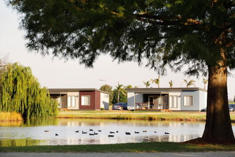 RACV Cobram Resort - Tourism Canberra 0