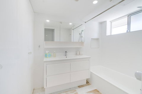 Rainbow Bay - 2BR Haven - Tourism Canberra 1