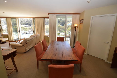 Aspect 2 - Tourism Canberra 2