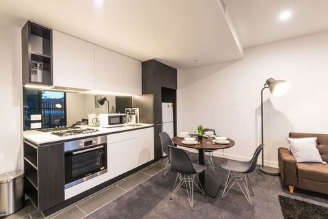 Astrina Box Hill 1 Bed Apartment - Tourism Canberra 3