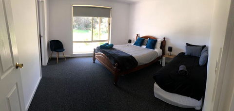 At HOME On HOLMES - Tourism Canberra 3