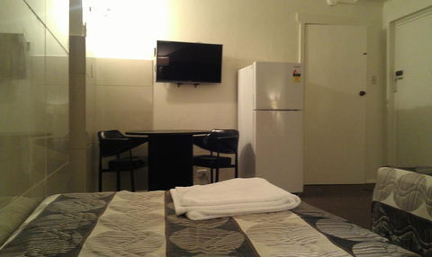 Avalon Motel - Tourism Canberra 3