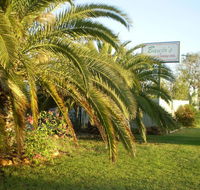 Banjos Overnight And Holiday Units - Tourism Canberra