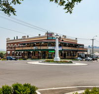 Bank Hotel Dungog - Tourism Canberra