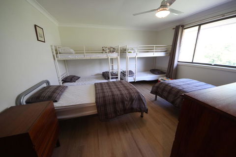Barefoot Bungalow At Hat Head - Tourism Canberra 2