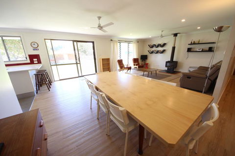 Barefoot Bungalow At Hat Head - Tourism Canberra 1