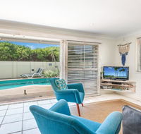 Barefoot in Lennox- WiFi - Foxtel - Pool - Tourism Canberra
