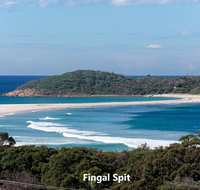 Barefoot' 7/44 Marine Drive - Fabulous Fingal Bay - Tourism Canberra