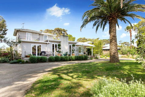 BARRIMA - SOMERS BEACH - Tourism Canberra 0
