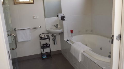 Bass Coast Country Cottages - Tourism Canberra 3