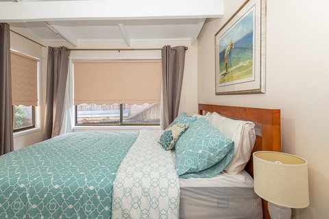 Batehaven Beach House - Tourism Canberra 3