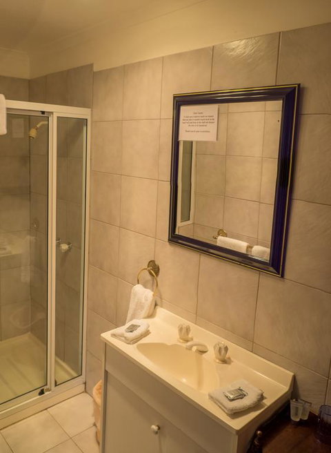 Battery Point Manor - Tourism Canberra 3