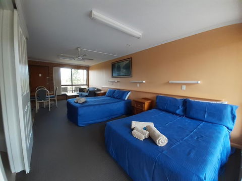 Bayview Motor Inn - Tourism Canberra 0