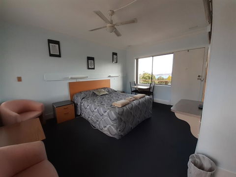 Bayview Motor Inn - Tourism Canberra 1