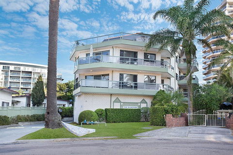 Bayview, Unit 6 - The Entrance, NSW - Tourism Canberra 0