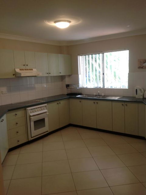 Bayview, Unit 6 - The Entrance, NSW - Tourism Canberra 3
