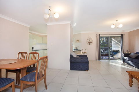 Bayview, Unit 6 - The Entrance, NSW - Tourism Canberra 1