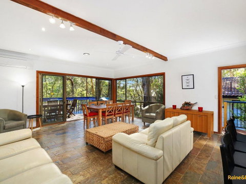 Beach Break With Your Dog! - Pet Friendly - Tourism Canberra 1
