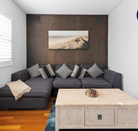 BEACHFRONT APARTMENT // DREAM LOCATION // CLOEY2 - Tourism Canberra