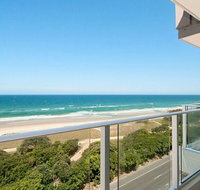 Beachfront Apt Main Beach - Tourism Canberra