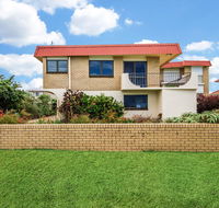 Beachfront Apt with Private Pool - Tourism Canberra