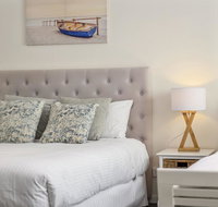 Beachfront by the CC - Family friendly plunge pool steps to the beach - Tourism Canberra
