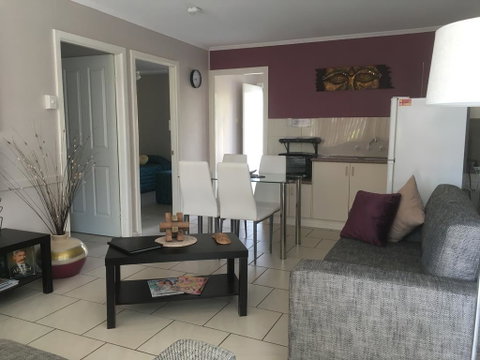 Beachlander Holiday Apartments - Tourism Canberra 3