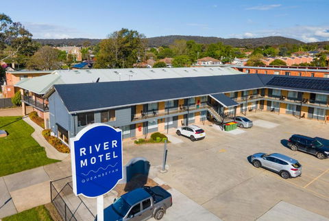 River Motel - Tourism Canberra 0