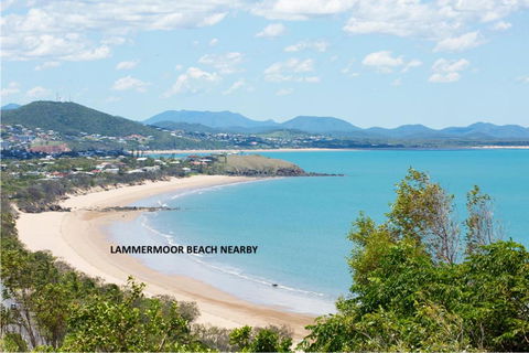 RELAX @48 CLOSE TO BEACH Sleeps 7 - Tourism Canberra 1