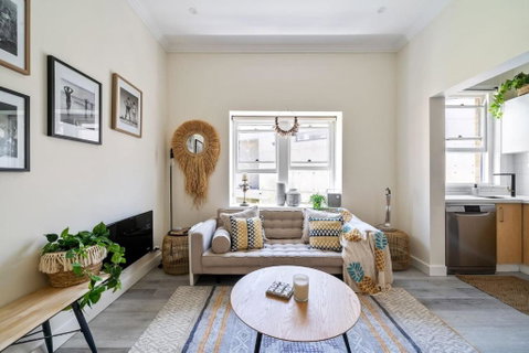 Relaxed Coogee Coastal Living With Ocean Views - Tourism Canberra 1