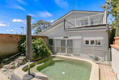 Resort Living Coogee - Tourism Canberra 0