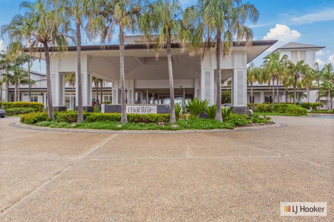 RESORT ON THE BEACH 1219/20 - Tourism Canberra 1