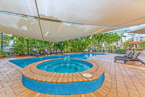 Resort Style King Pad With Sparkling Sea Views - Tourism Canberra 1